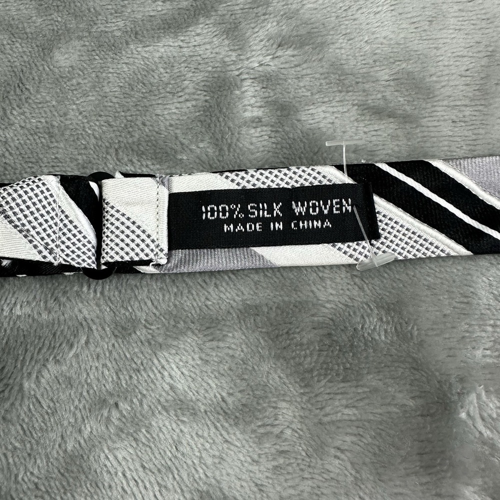 Men's Silk Bow Tie Black White Gray Striped Pattern 2.75" Wide Self Tie - Picture 2 of 4